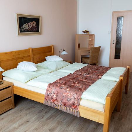 Hotel Cementář Hranice  Extérieur photo